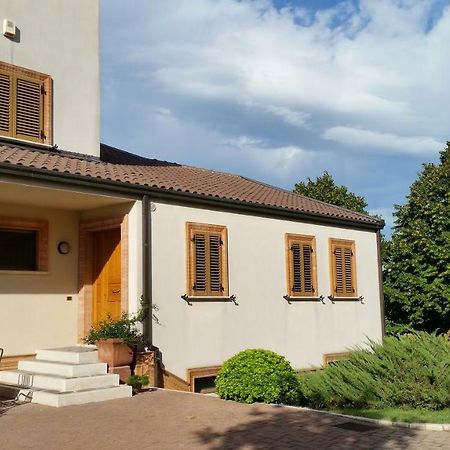 Il Mandorlo B&B 奇维塔诺瓦阿尔塔 外观 照片