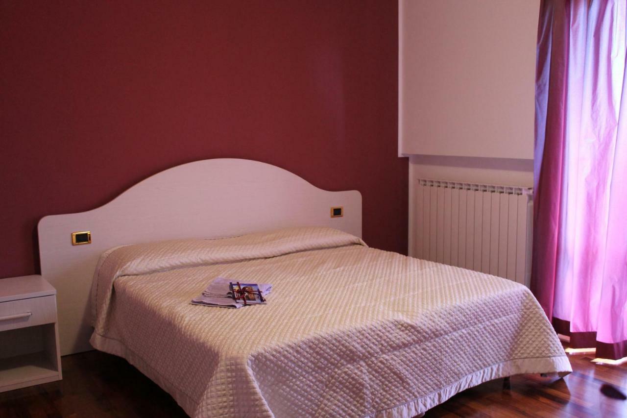 Il Mandorlo B&B 奇维塔诺瓦阿尔塔 外观 照片